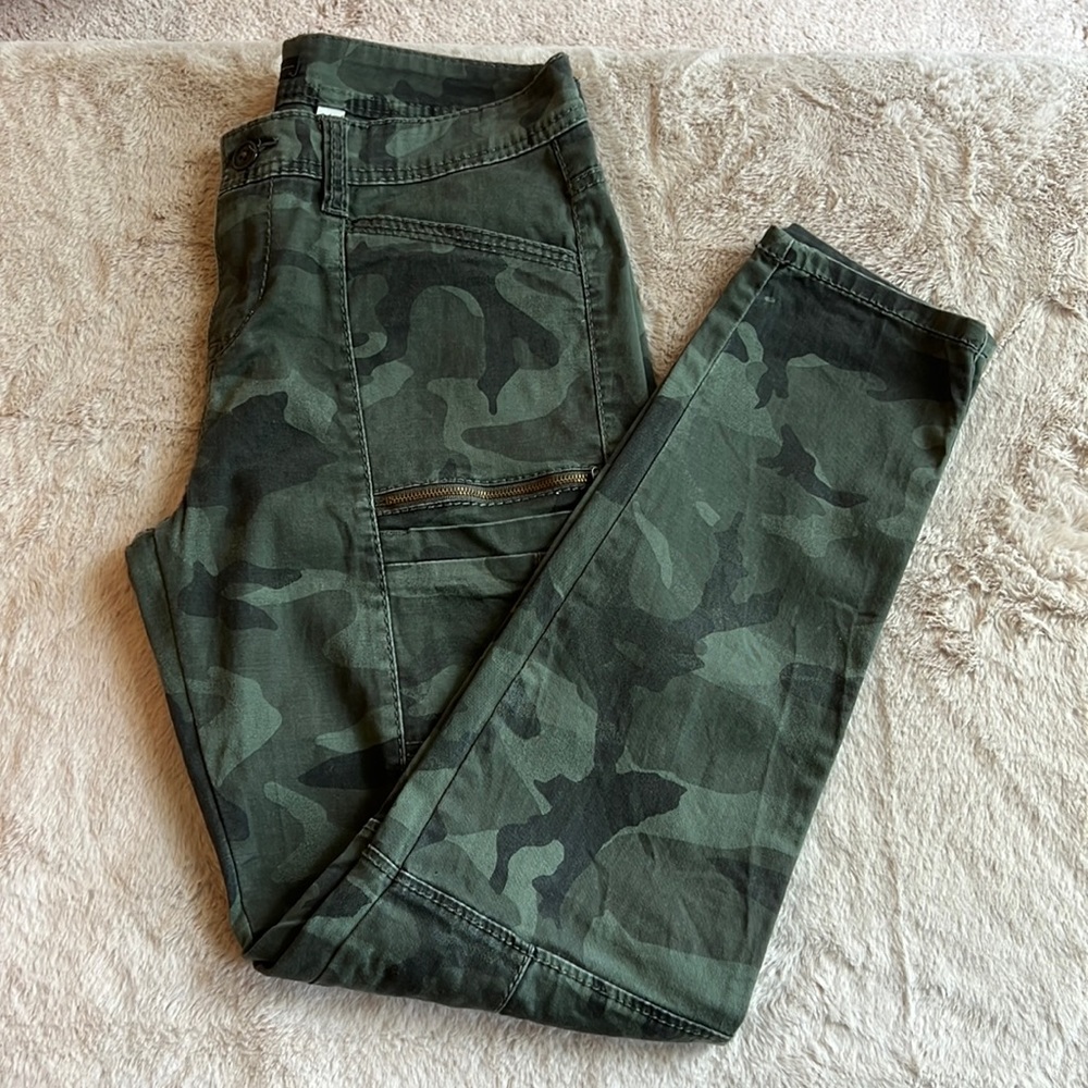 Camouflage Cargo Skinnies